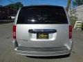 2008 Clearwater Blue Pearlcoat Chrysler Town & Country Touring  photo #6