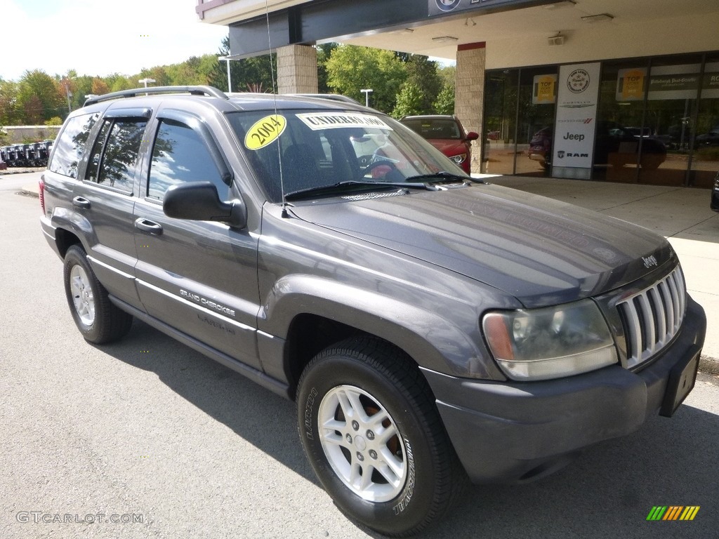 2004 Grand Cherokee Laredo 4x4 - Deep Beryl Green Pearl / Dark Slate Gray photo #3