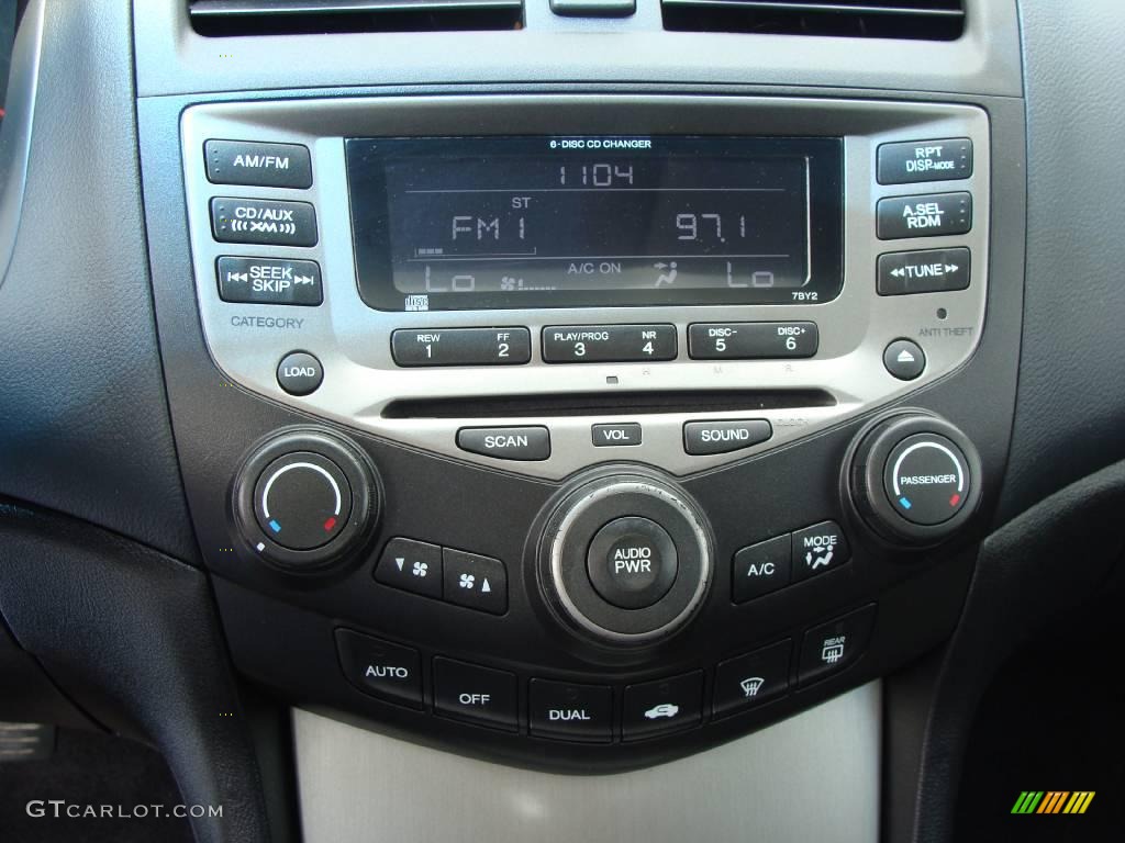 2006 Accord EX-L Coupe - Alabaster Silver Metallic / Black photo #20