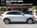 2010 Ice Silver Metallic Audi Q5 3.2 quattro #123002781