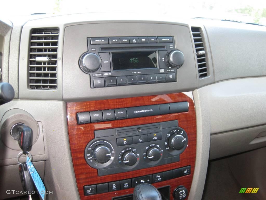 2006 Grand Cherokee Limited - Midnight Blue Pearl / Khaki photo #14