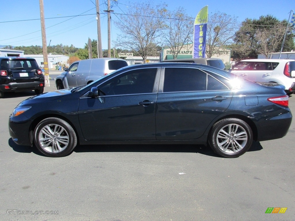 2017 Camry SE - Midnight Black Metallic / Black photo #4