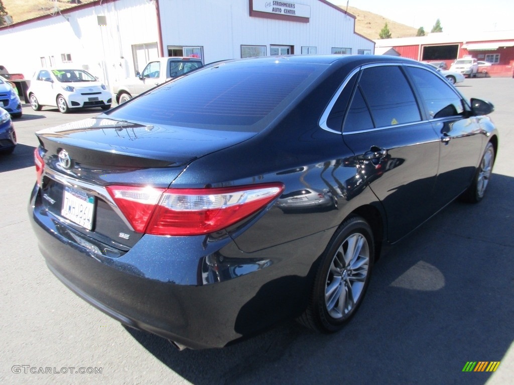 2017 Camry SE - Midnight Black Metallic / Black photo #7