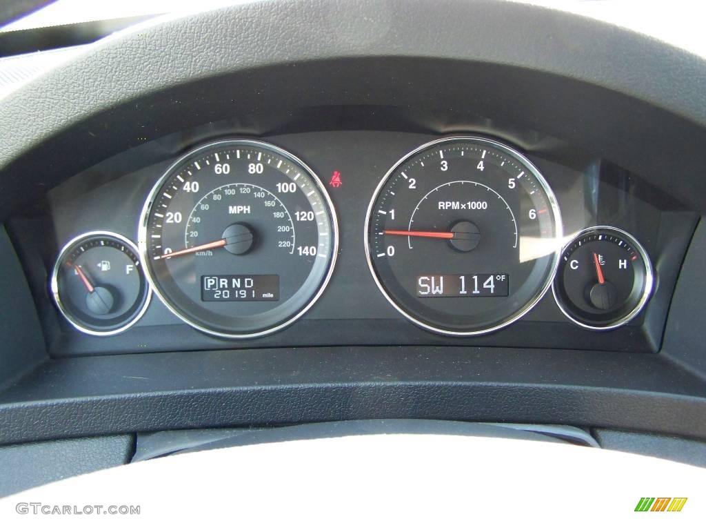 2008 Grand Cherokee Laredo 4x4 - Bright Silver Metallic / Dark Slate Gray photo #17