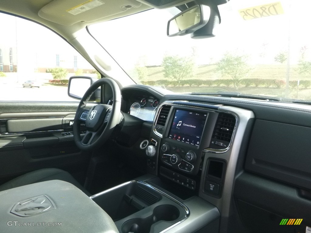 2018 1500 Sport Crew Cab 4x4 - Delmonico Red Pearl / Black photo #9