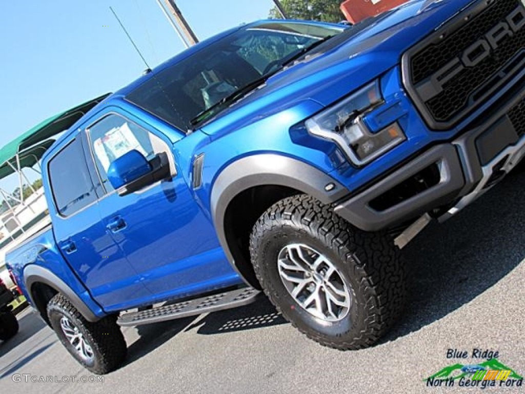 2018 F150 SVT Raptor SuperCrew 4x4 - Lightning Blue / Black photo #36