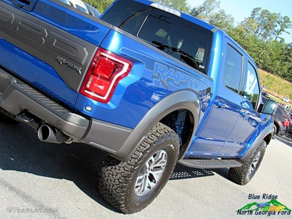 2018 F150 SVT Raptor SuperCrew 4x4 - Lightning Blue / Black photo #37