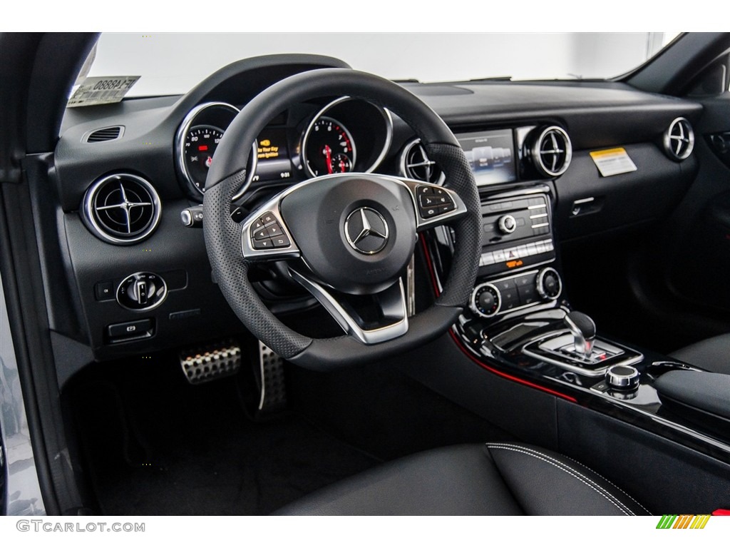 2018 Mercedes-Benz SLC 300 Roadster Black Dashboard Photo #123026580