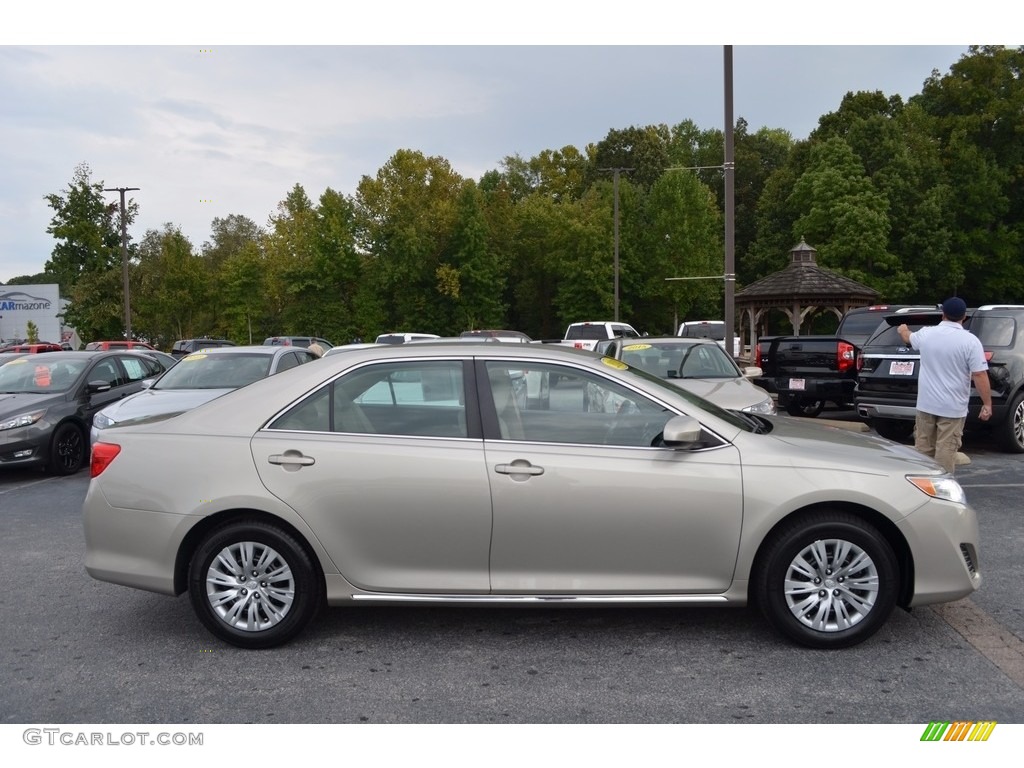 2014 Camry LE - Creme Brulee Metallic / Ivory photo #2