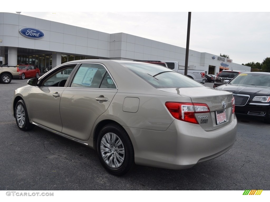 2014 Camry LE - Creme Brulee Metallic / Ivory photo #5