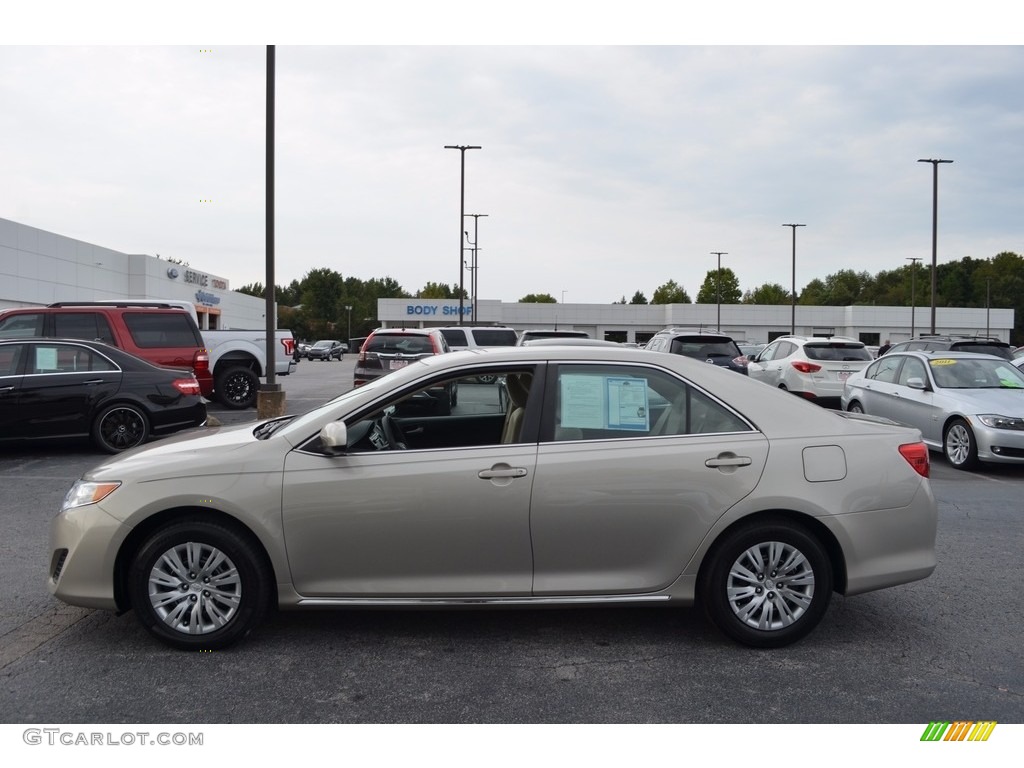 2014 Camry LE - Creme Brulee Metallic / Ivory photo #6
