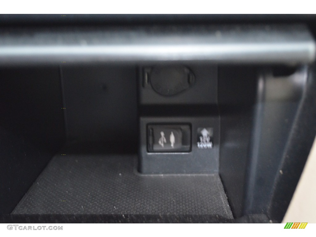 2014 Camry LE - Creme Brulee Metallic / Ivory photo #19