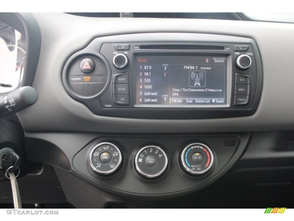 2018 Toyota Yaris 3-Door L Controls Photo #123028143