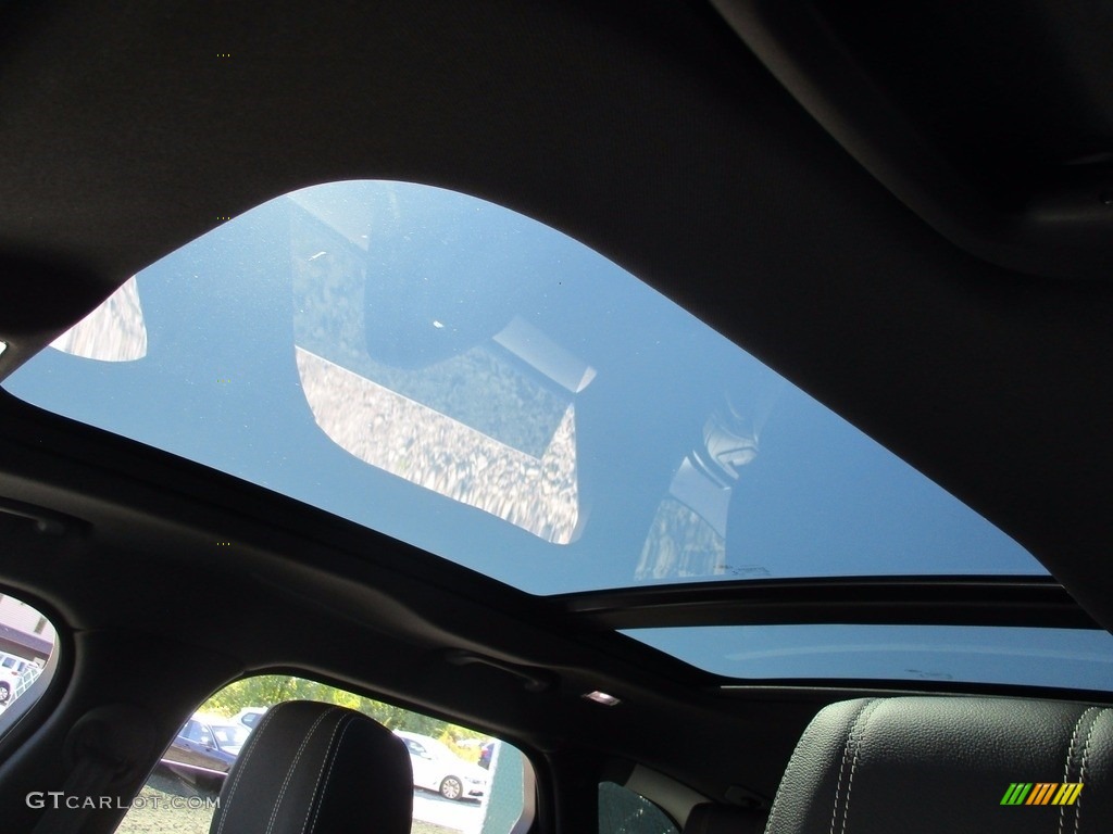 2018 Range Rover Velar R Dynamic SE - Fuji White / Ebony photo #11