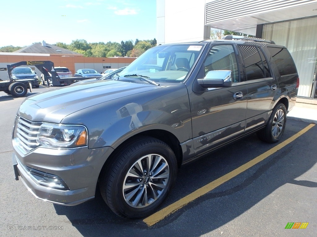 2017 Navigator Select 4x4 - Magnetic Gray / Ebony photo #1