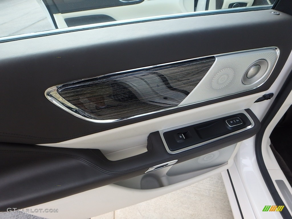 2017 Lincoln Continental Black Label AWD Chalet Theme Door Panel Photo #123030300