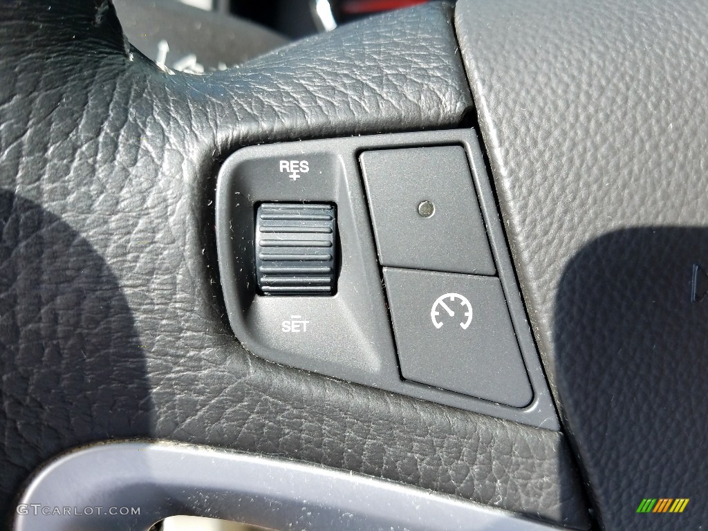 2008 VUE XE - Silver Pearl / Gray photo #18