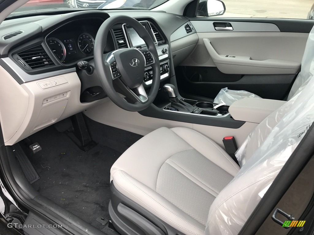 2018 Sonata SE - Phantom Black / Gray photo #4