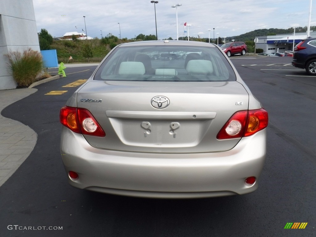 2009 Corolla LE - Desert Sand Mica / Bisque photo #8