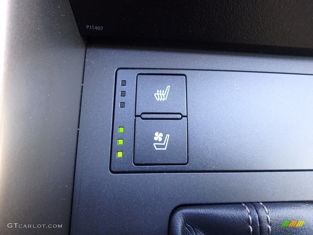 2017 IS Turbo F Sport - Atomic Silver / Black photo #20