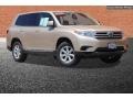 Sandy Beach Metallic - Highlander V6 4WD Photo No. 2