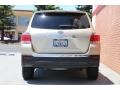 Sandy Beach Metallic - Highlander V6 4WD Photo No. 7