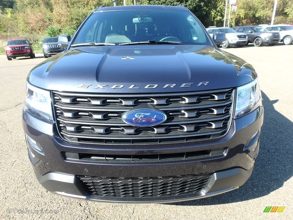 2017 Explorer XLT 4WD - Smoked Quartz / Ebony Black photo #7