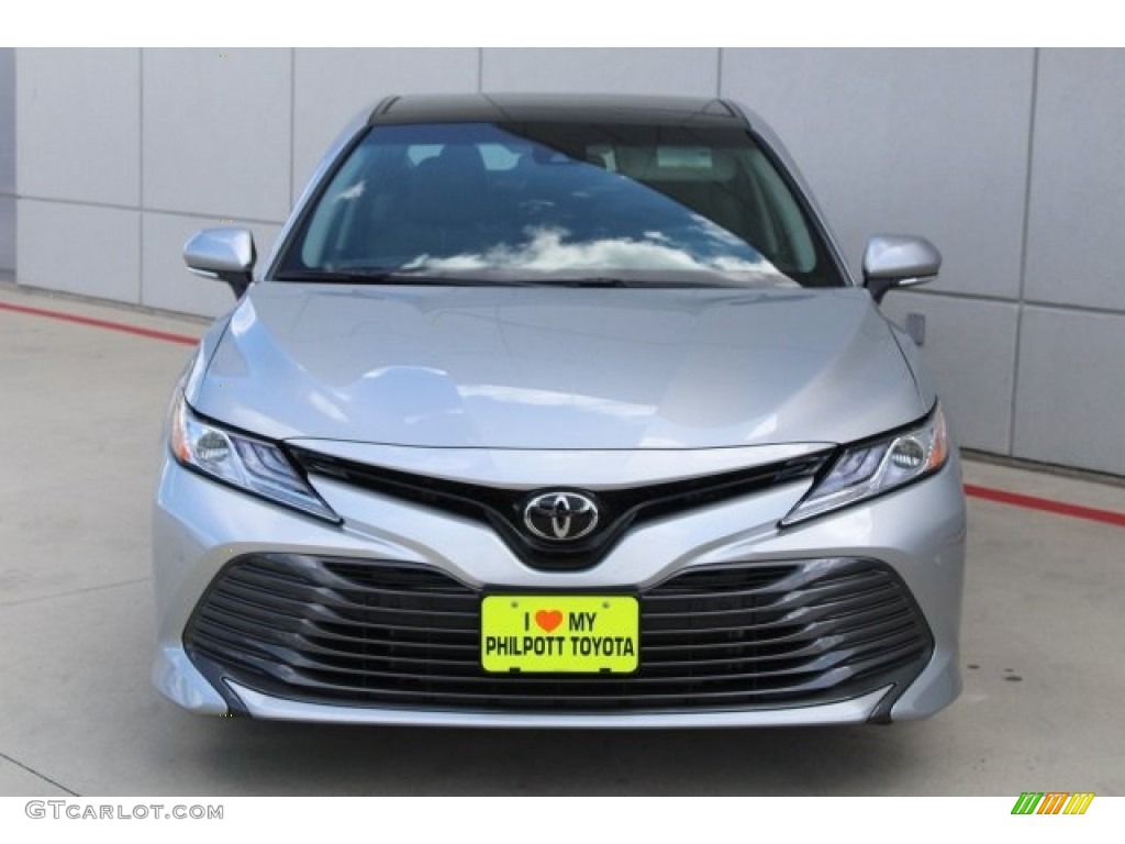 2018 Camry XLE - Celestial Silver Metallic / Ash photo #2