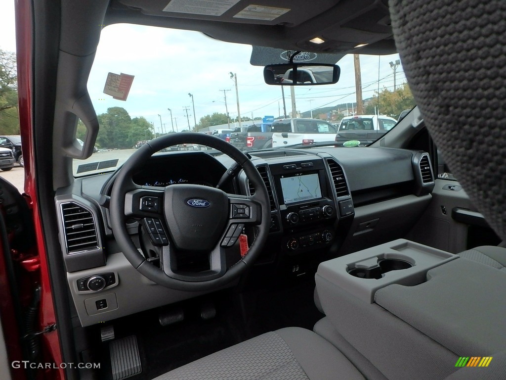 2017 F150 XLT SuperCrew 4x4 - Ruby Red / Earth Gray photo #12