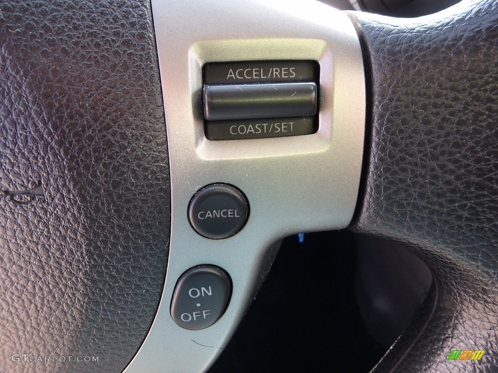 2011 Rogue SV AWD - Platinum Graphite / Black photo #26