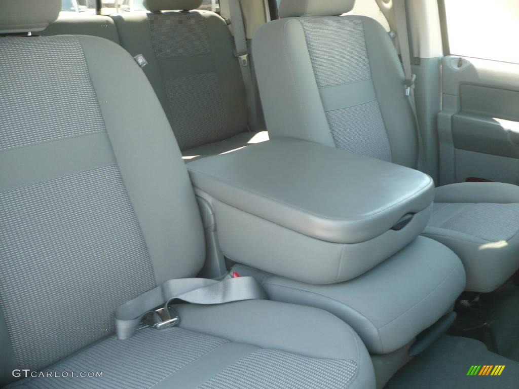 2007 Ram 1500 SLT Quad Cab 4x4 - Bright Silver Metallic / Medium Slate Gray photo #8