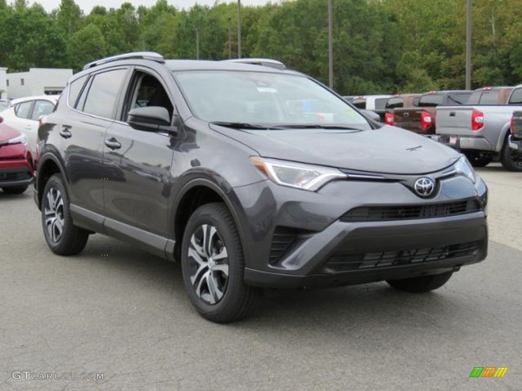 Magnetic Gray Metallic 2018 Toyota RAV4 LE Exterior Photo #123061644