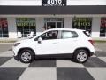 Summit White 2017 Chevrolet Trax LS