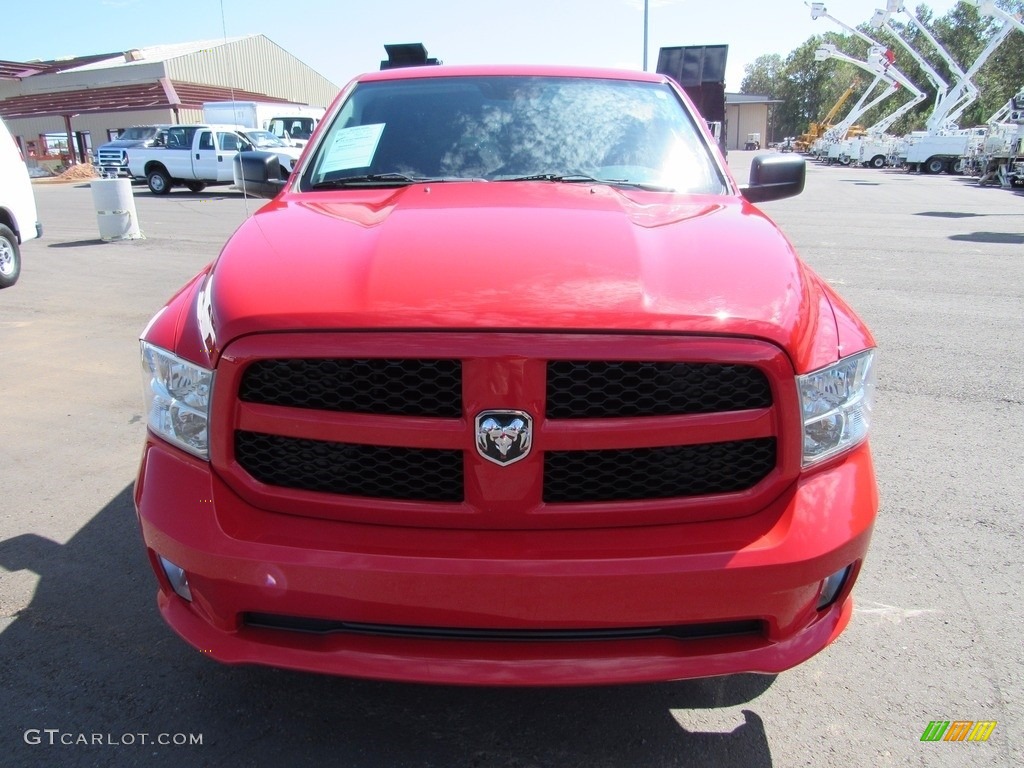 2014 1500 Express Crew Cab - Flame Red / Black/Diesel Gray photo #3