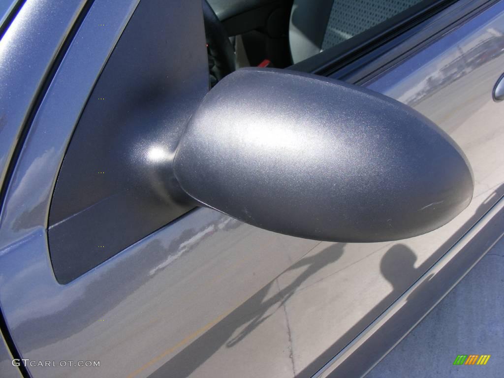 2007 Focus ZX4 SE Sedan - Liquid Grey Metallic / Charcoal/Light Flint photo #13