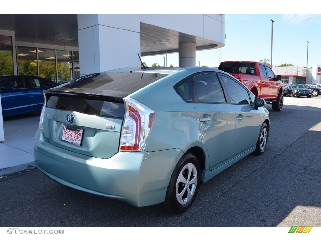 2014 Prius Three Hybrid - Sea Glass Pearl / Bisque photo #3