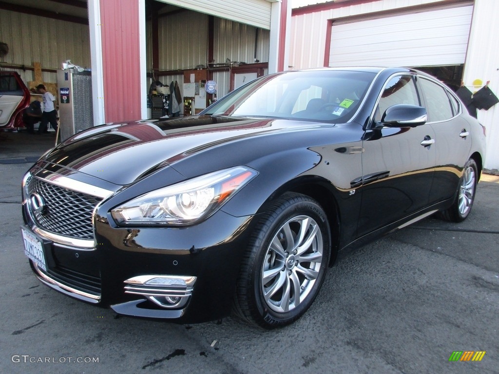 2017 Q70 3.7 - Black Obsidian / Graphite photo #3