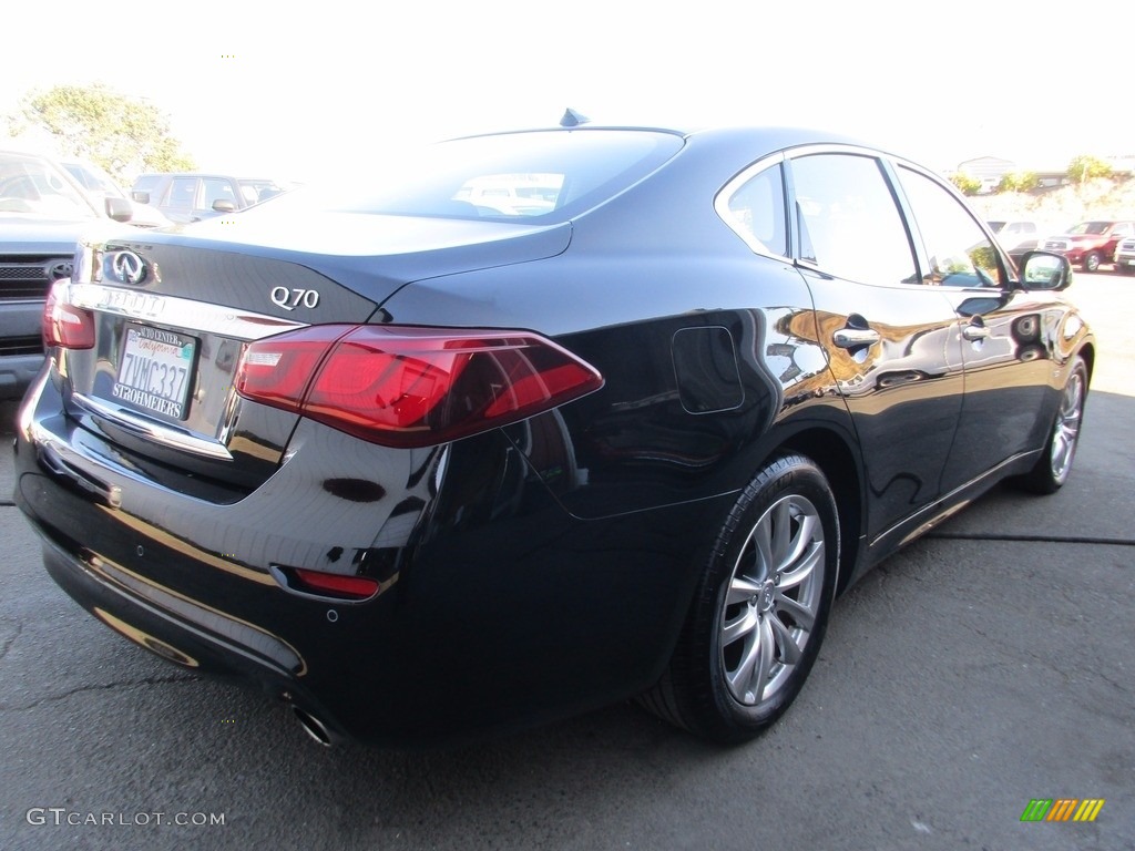 2017 Q70 3.7 - Black Obsidian / Graphite photo #7