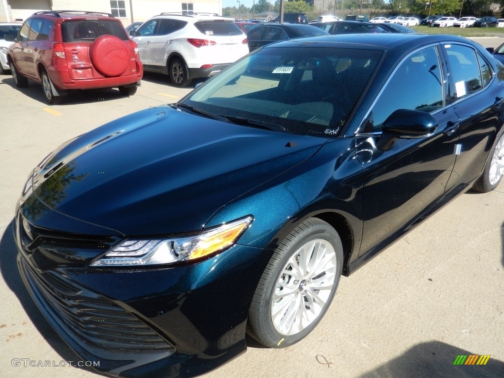 2018 Camry XLE - Galactic Aqua Mica / Black photo #1