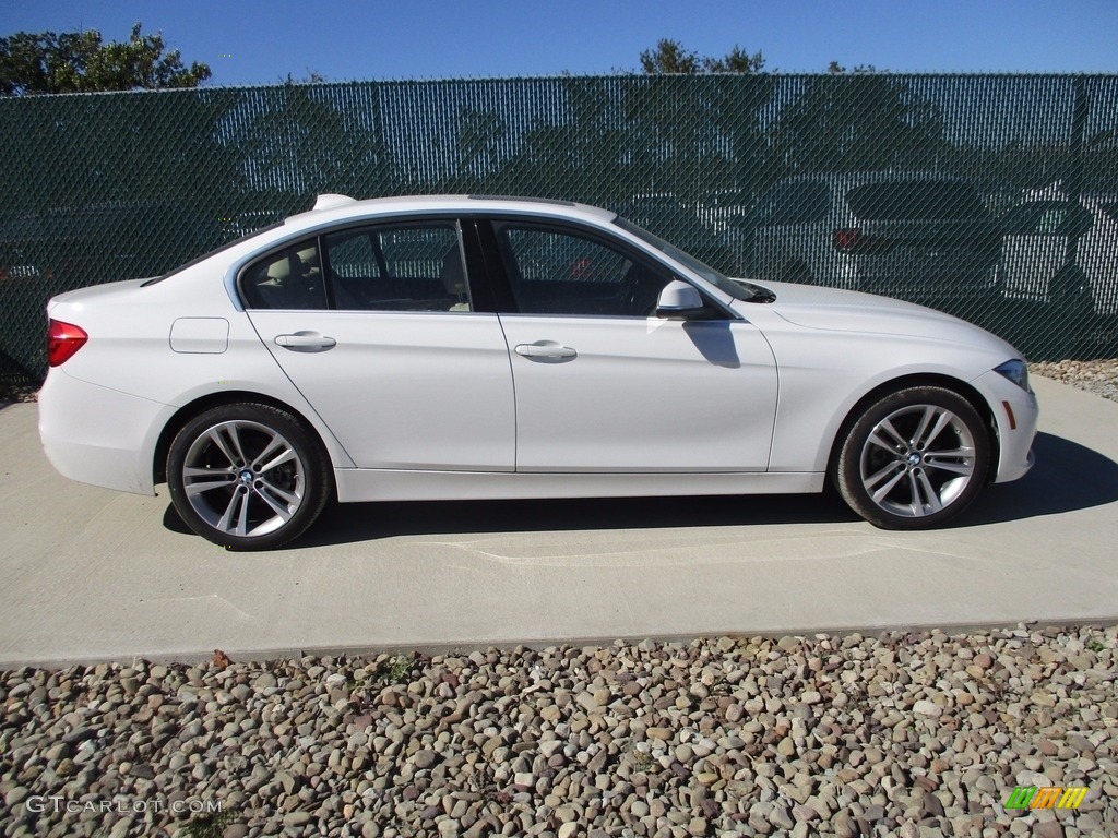 2017 3 Series 330i xDrive Sedan - Alpine White / Venetian Beige/Black photo #2