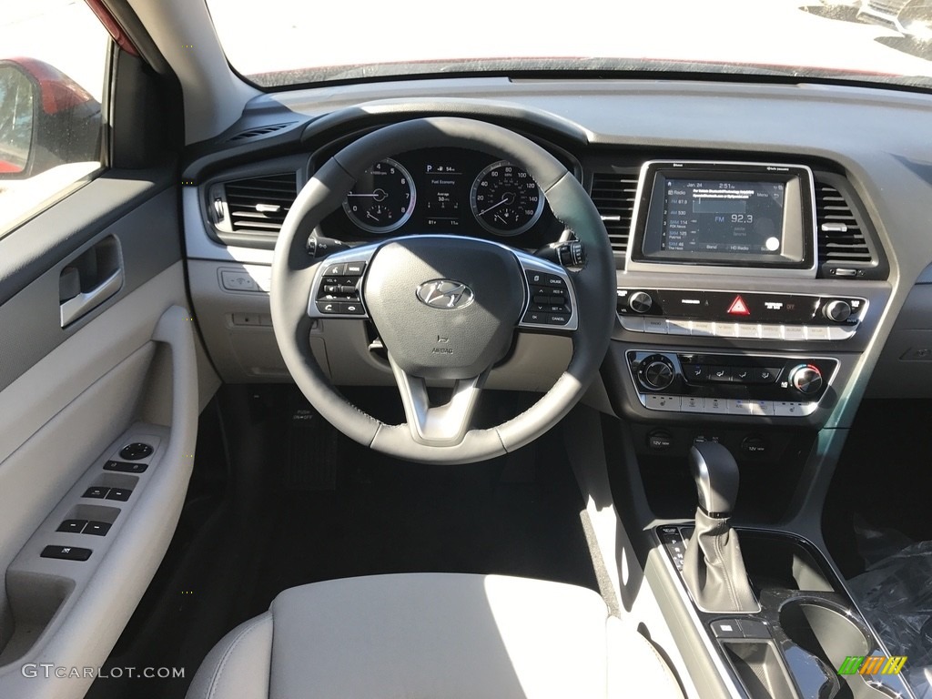 2018 Sonata SEL - Scarlet Red / Gray photo #3