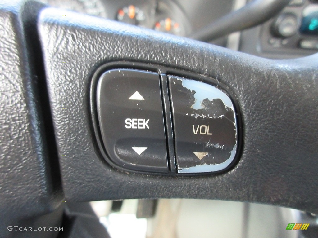 2005 Silverado 2500HD LT Extended Cab 4x4 - Silver Birch Metallic / Dark Charcoal photo #34