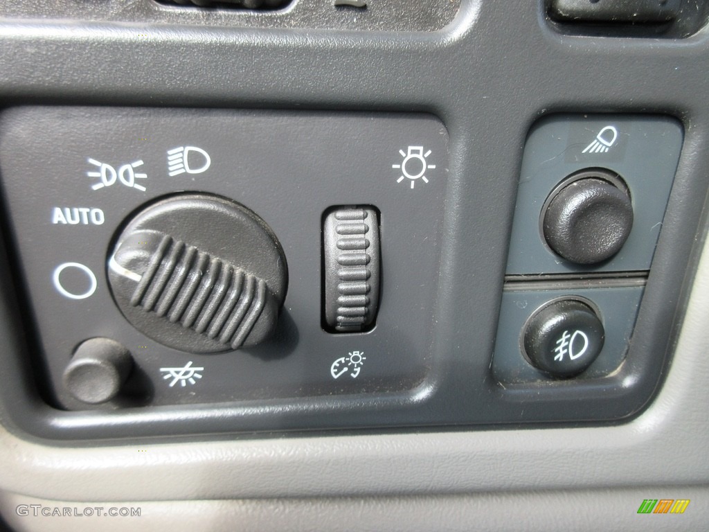 2005 Silverado 2500HD LT Extended Cab 4x4 - Silver Birch Metallic / Dark Charcoal photo #44