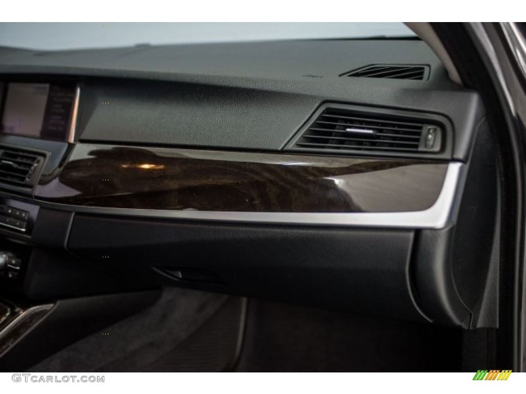 2015 5 Series 528i Sedan - Space Gray Metallic / Black photo #20