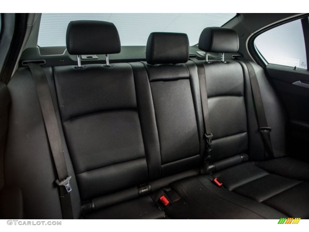 2015 5 Series 528i Sedan - Space Gray Metallic / Black photo #25