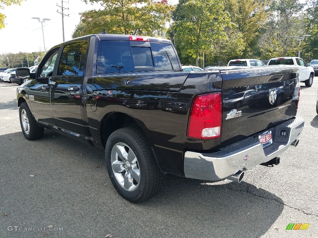 2017 1500 Big Horn Crew Cab 4x4 - Luxury Brown Pearl / Black/Diesel Gray photo #4