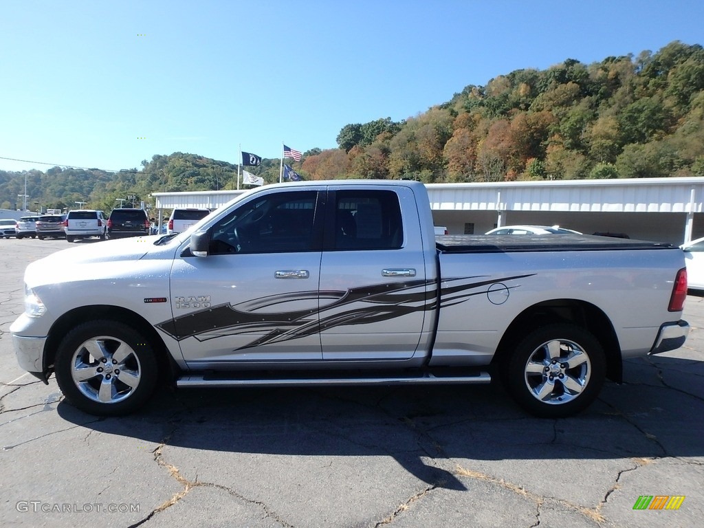 2015 1500 SLT Quad Cab 4x4 - Bright Silver Metallic / Black/Diesel Gray photo #5