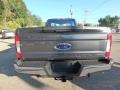 Magnetic - F350 Super Duty XL SuperCab 4x4 Photo No. 3