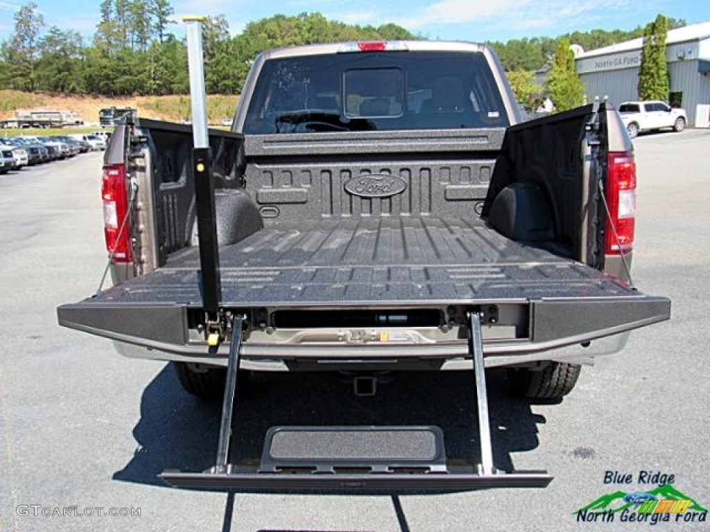 2018 F150 XLT SuperCrew 4x4 - Stone Gray / Earth Gray photo #16