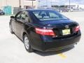 Black - Camry LE Photo No. 5